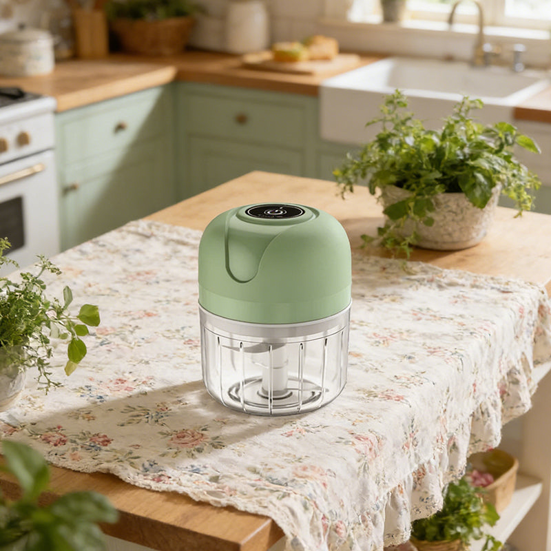 L Electric Mini Garlic Chopper Cordles